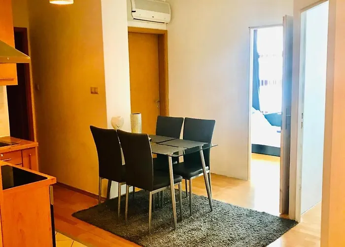 Hegedues Design 3Room Flat